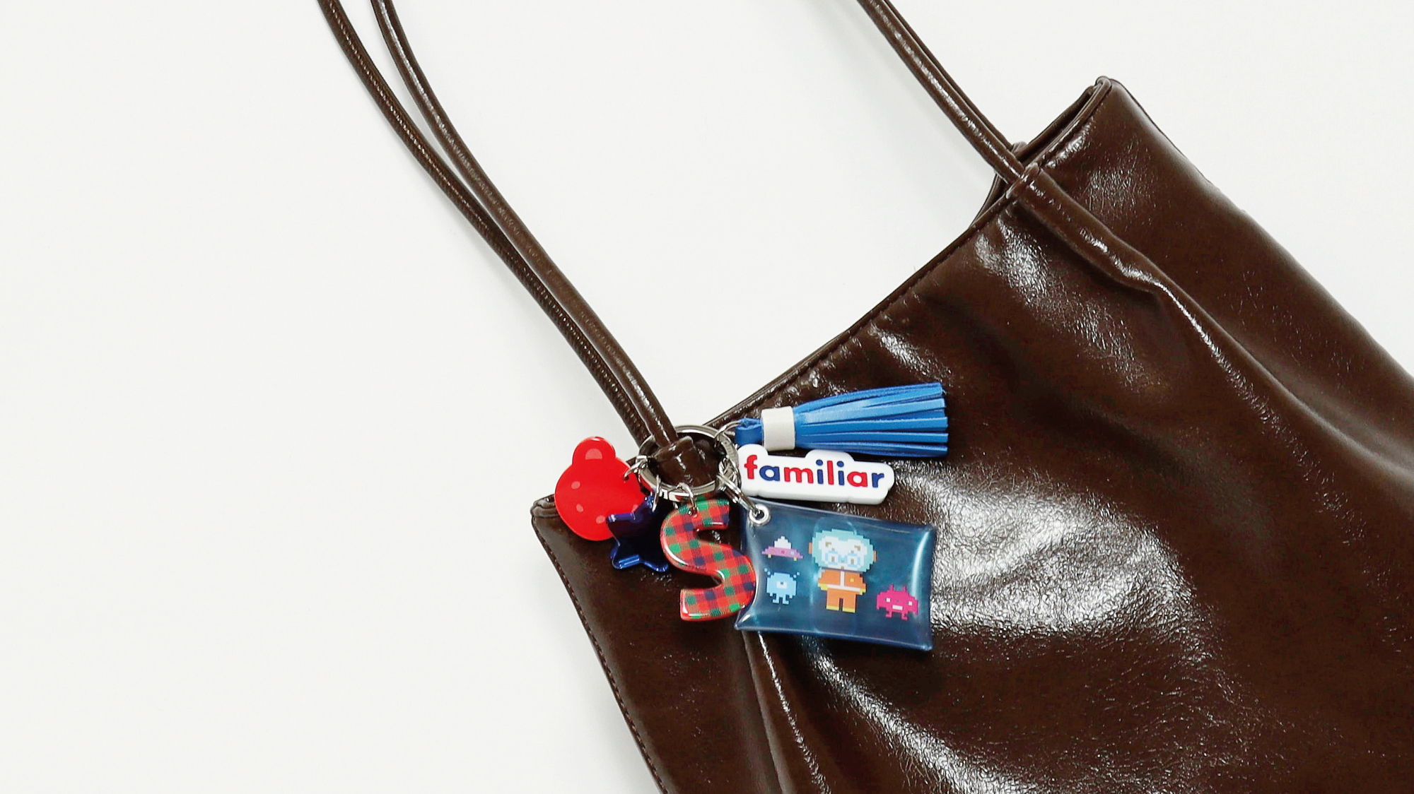 自分好みの組み合わせが楽しめるカスタマイズチャームが登場