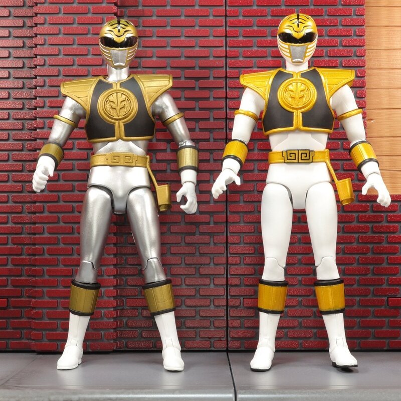 Mighty Morphin Power Rangers Deluxe Wave 01 - White Ranger Video