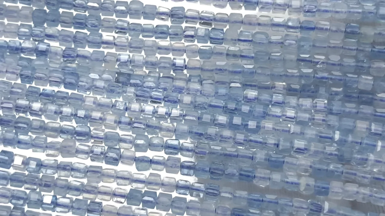 動画】【素晴らしい輝き】アクアマリンAAA- キューブカット1.5×1.5×1.5