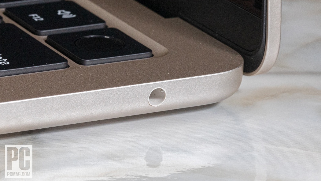 Apple MacBook Air (2022, M2) Review | PCMag