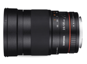 Samyang 135mm F2.0 ED UMC Review | PCMag