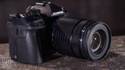 OM System M.Zuiko Digital ED 40-150mm F4.0 Pro Review | PCMag