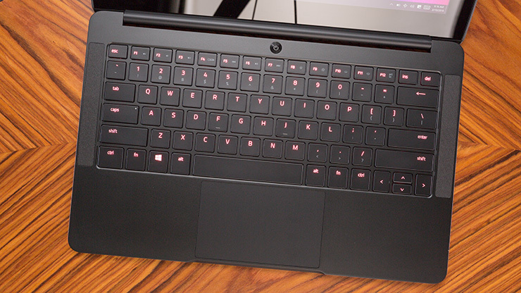 Razer Blade Stealth (QHD, Early 2016) Review | PCMag