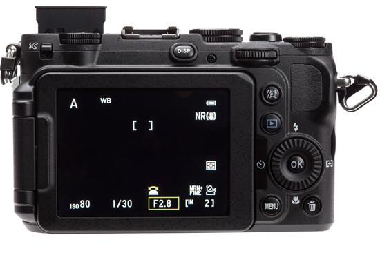 Nikon Coolpix P7700 Review | PCMag