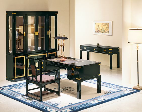 モリシゲ/MORISHIGE の人気の秘密を探る。香川の漆家具の老舗の深みを