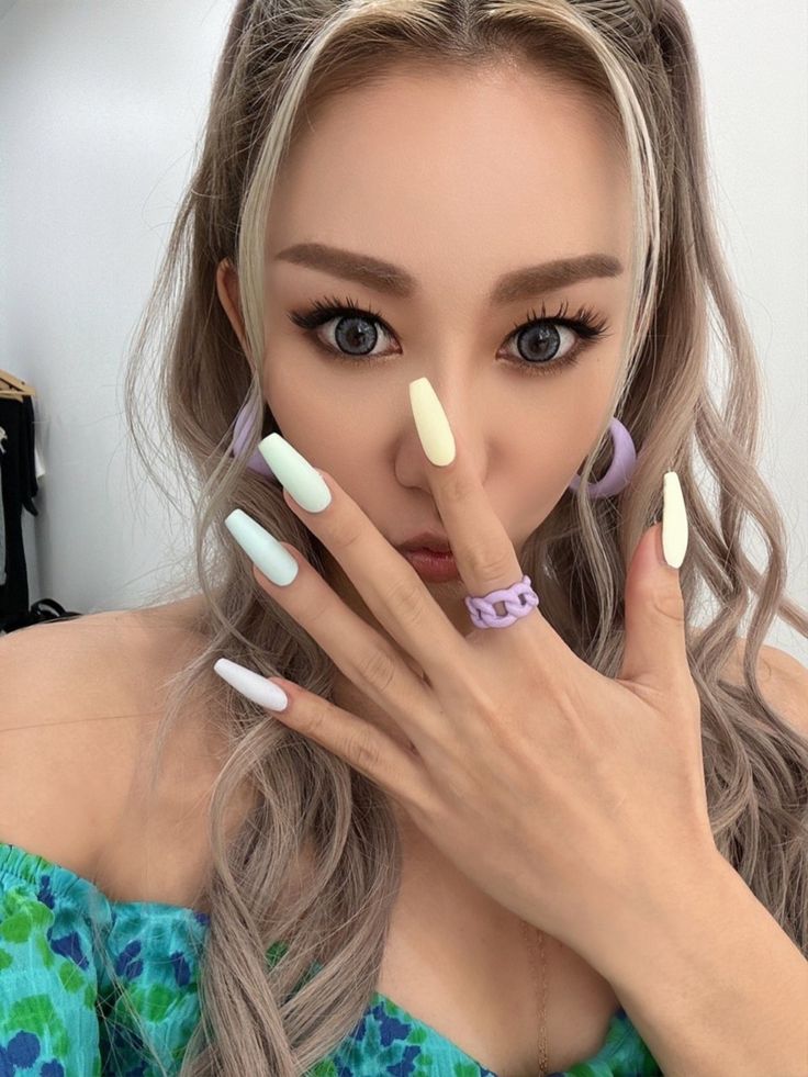 くうちゃん」のアイデア 23 件 | くぅ, シンガー, エイベックス