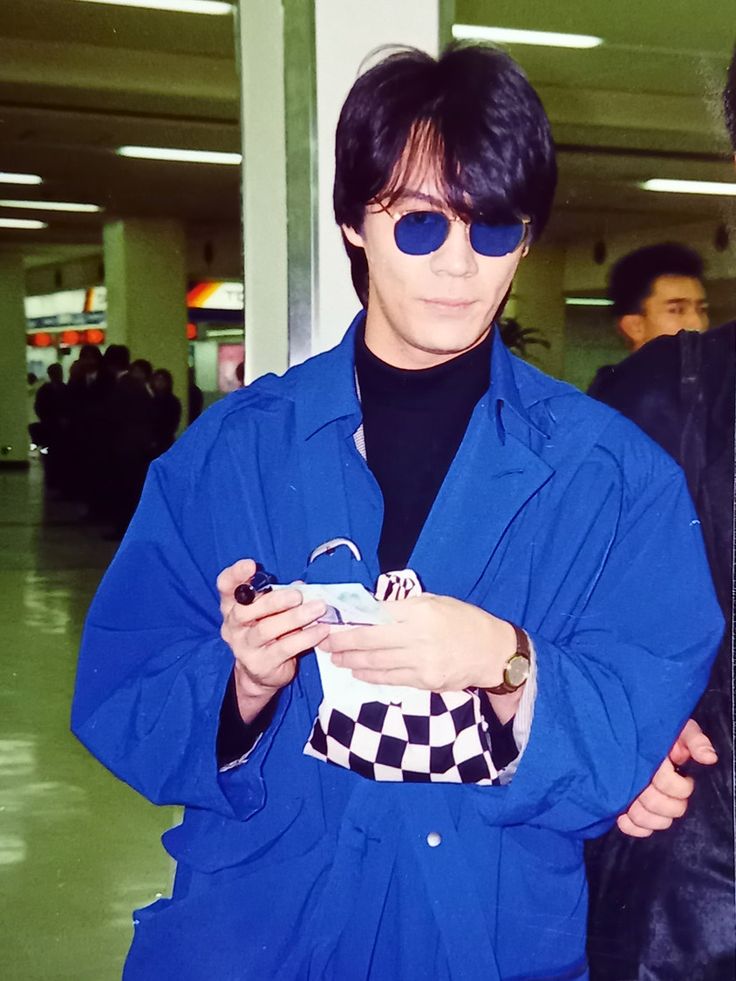 氷室京介 ヒムロック☆サングラス / メガネ氷室京介、約4年ぶり