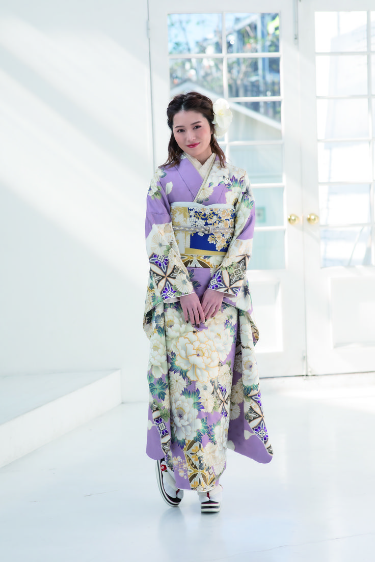 ラベンダー/紫色の振袖