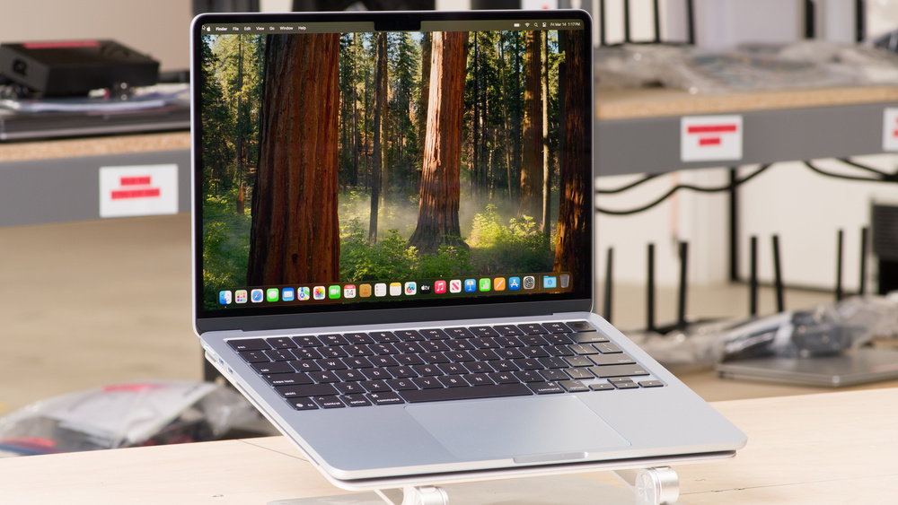 Apple MacBook Air 13 (M4, 2025) Review - RTINGS.com