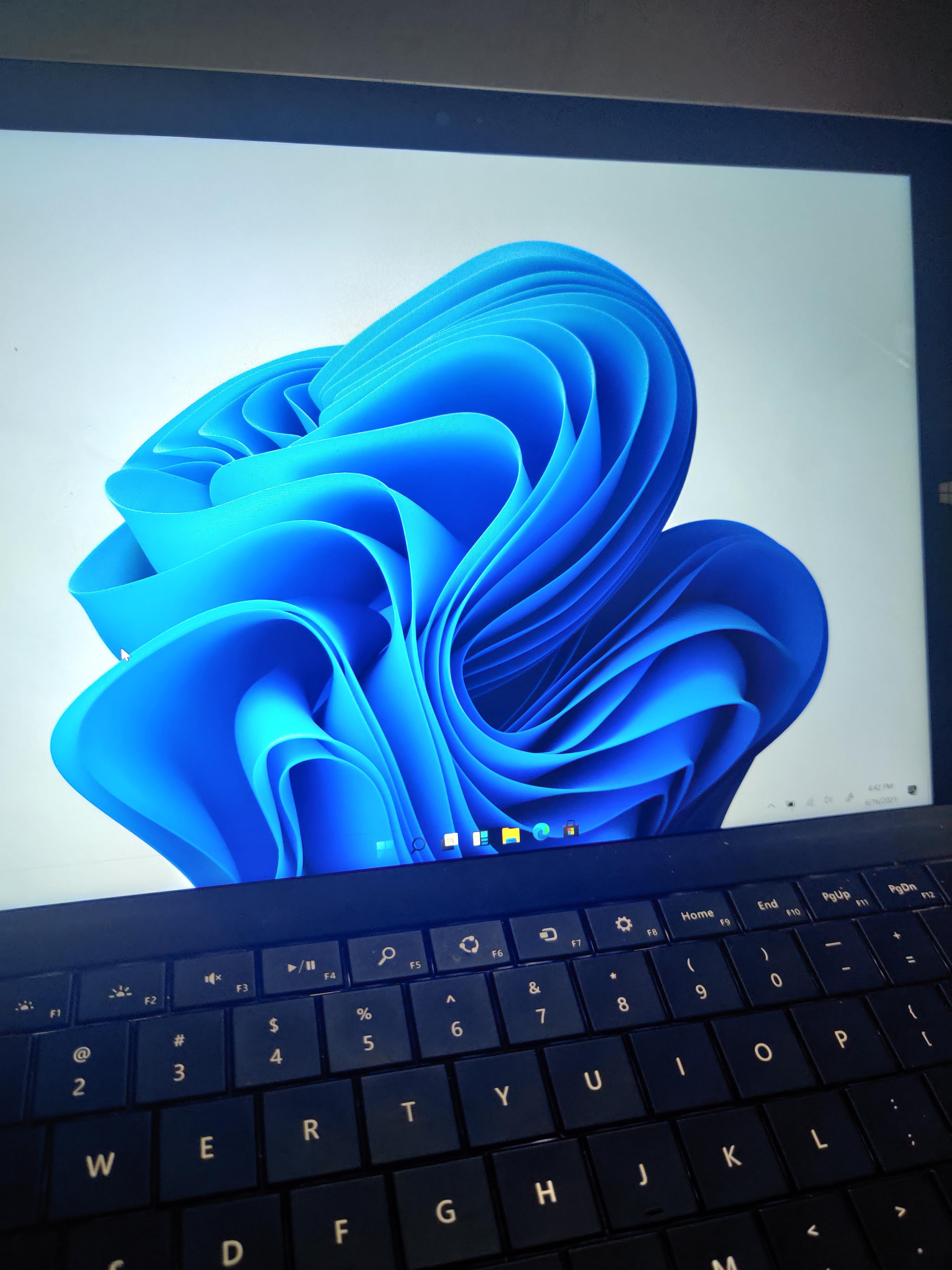 Windows 11 successfully installed on surface pro 3 : r/Windows11