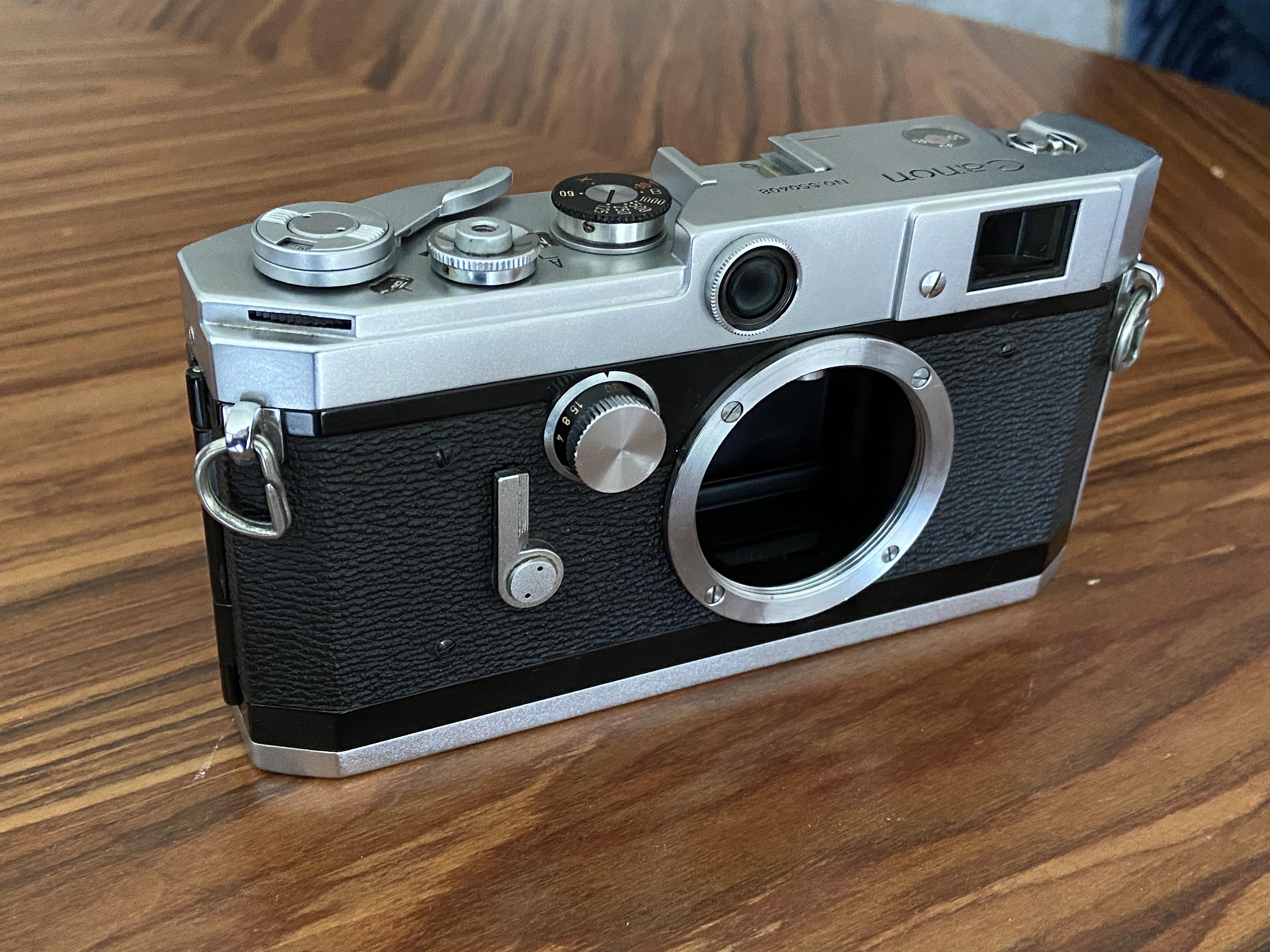 This beauty, the Canon VL arrived. Viewfinder needs to be cleaned