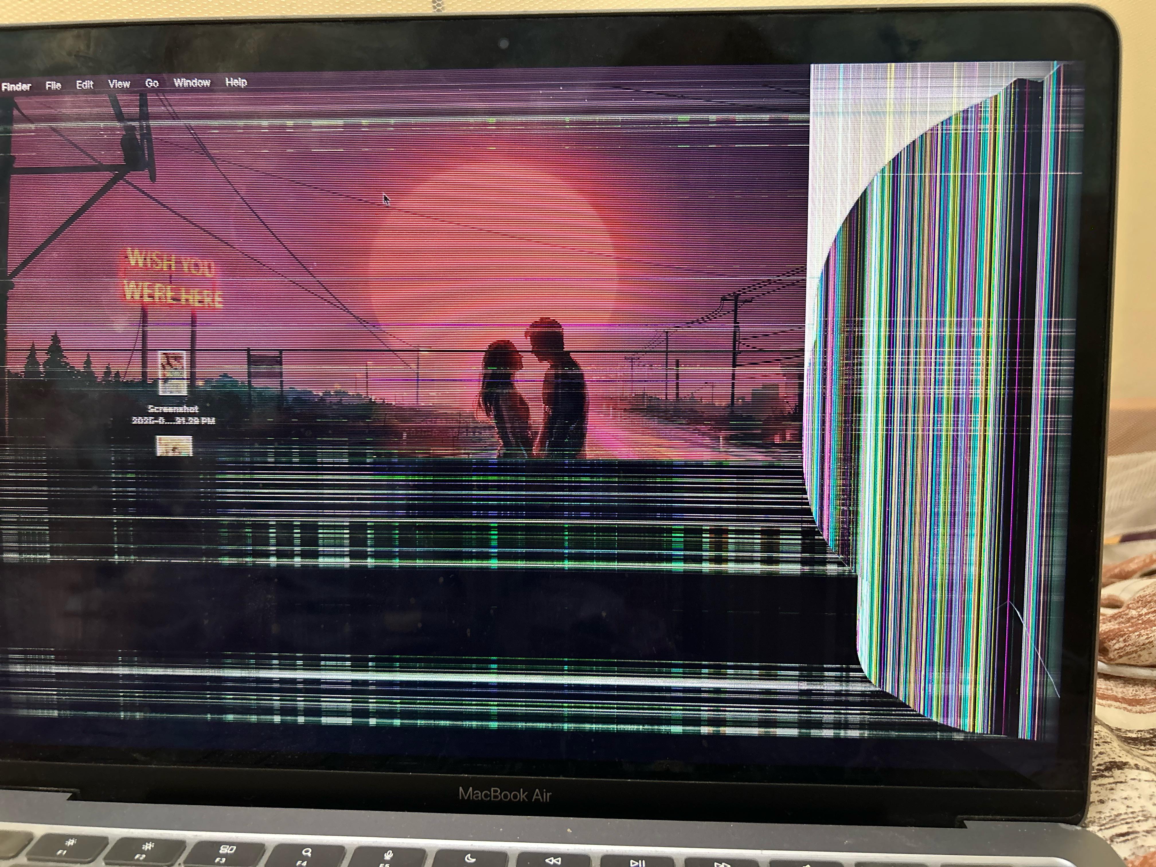 ついにMacbook Air M1チップディスプレイ（2020）がイカれてしまった