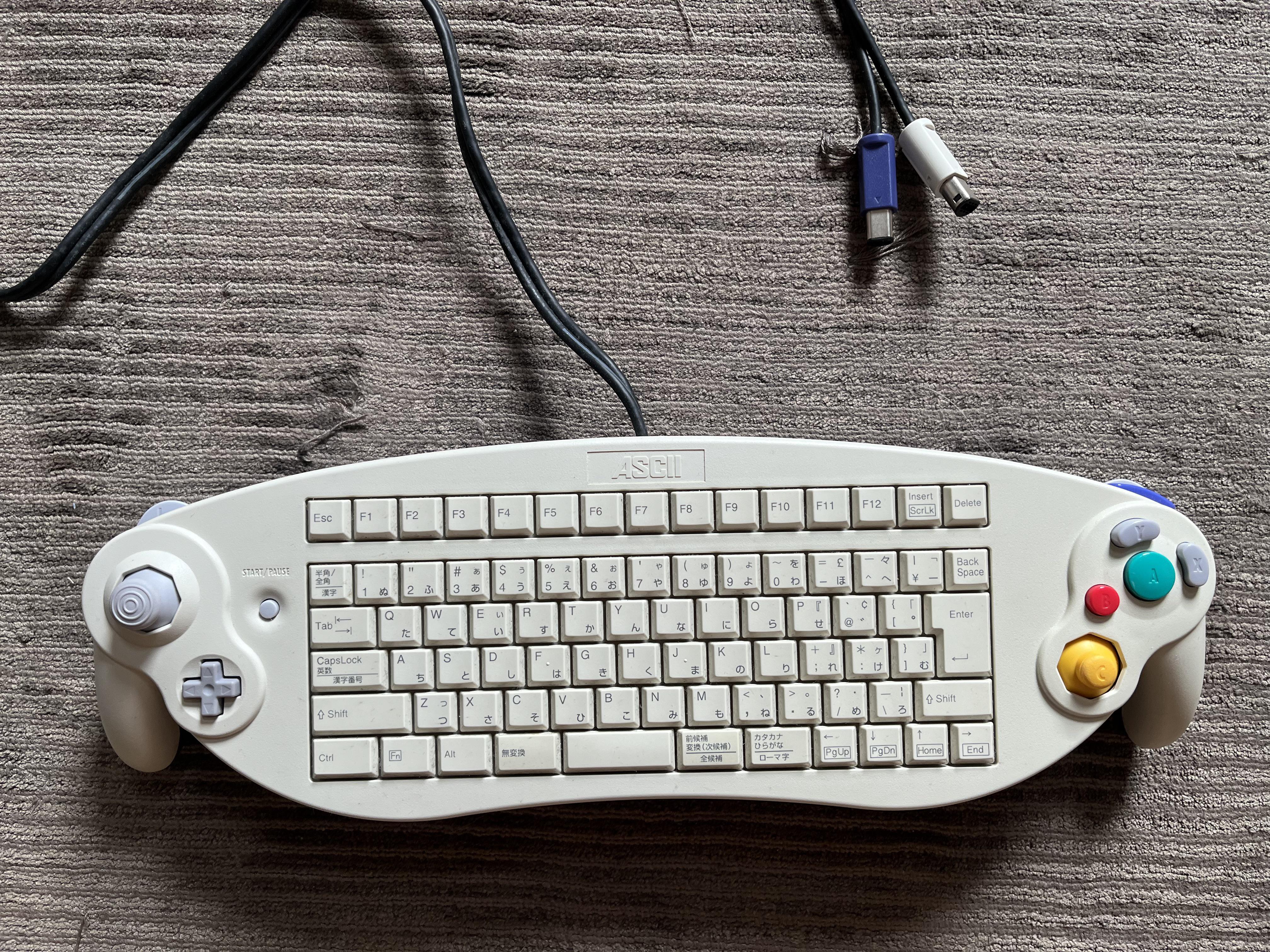 キーボード内蔵のゲームキューブコントローラー : r/mildlyinteresting