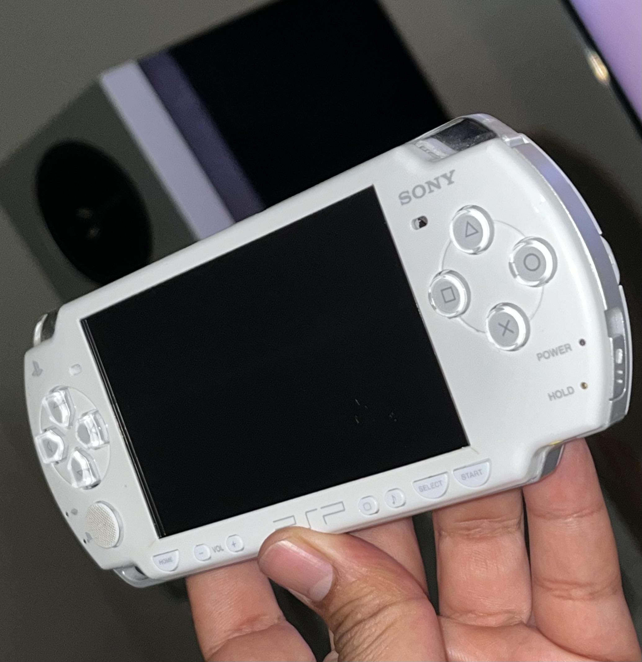 PSP-2001 silver shell replacement : r/PSP