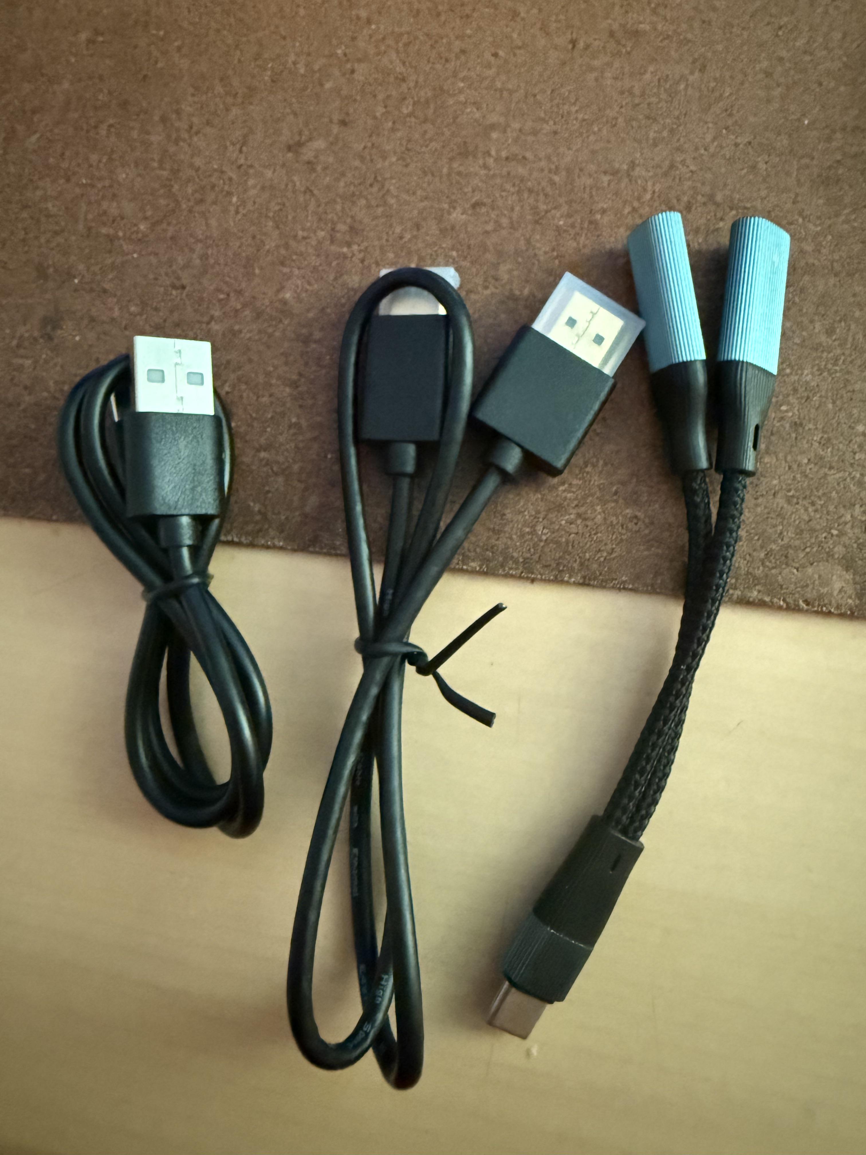 JetKVMが届いた😍 : r/homelab