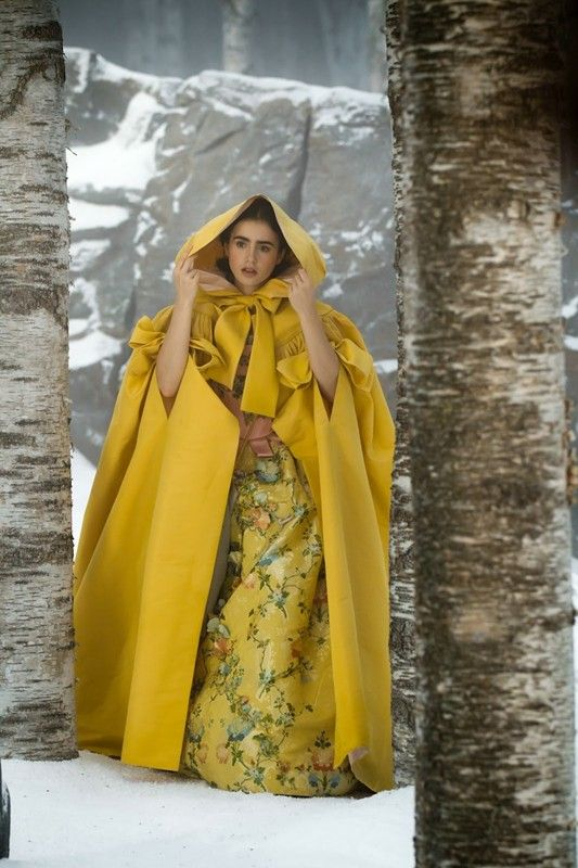 コスチュームデザイナー、石岡瑛子の好きなルック : r/popculturechat