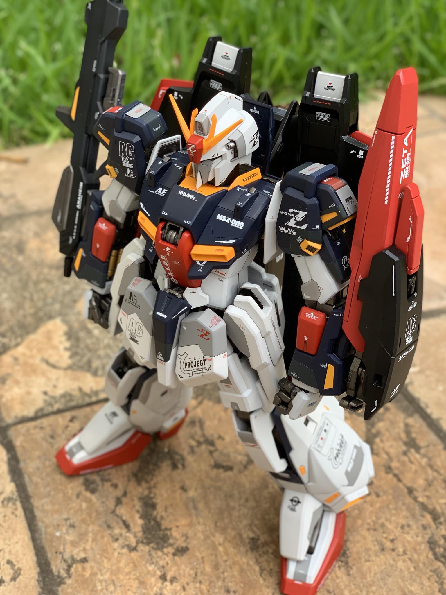 1/60 PG Zeta Gundam, album with transformation in comments. : r/Gunpla
