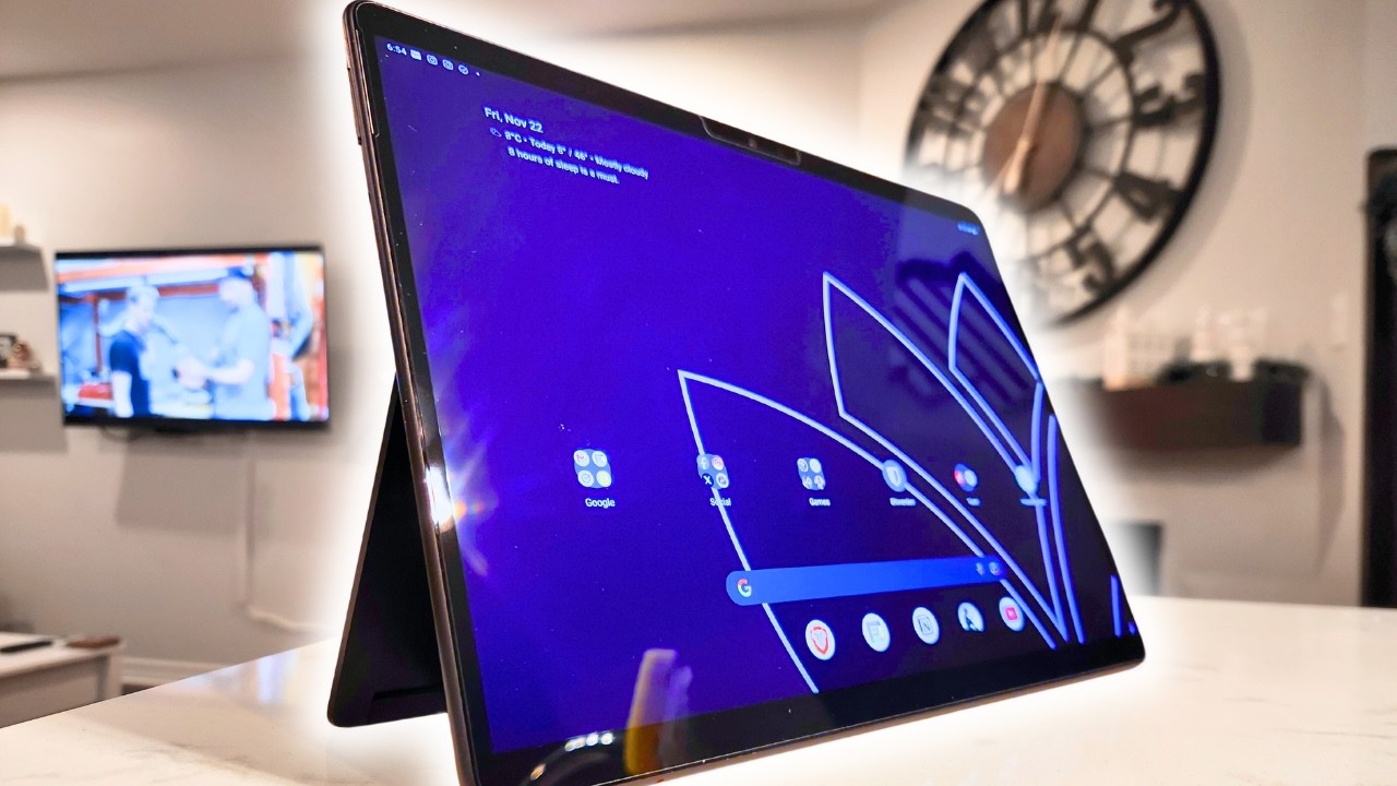 I turned my Surface Pro into a POWERFUL Android Tablet using Bliss
