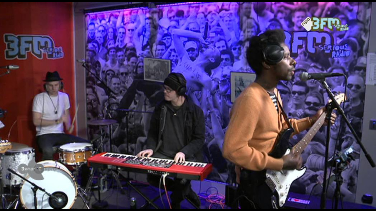 Curtis Harding - Next Time Live bij 3voor12 Radio - YouTube
