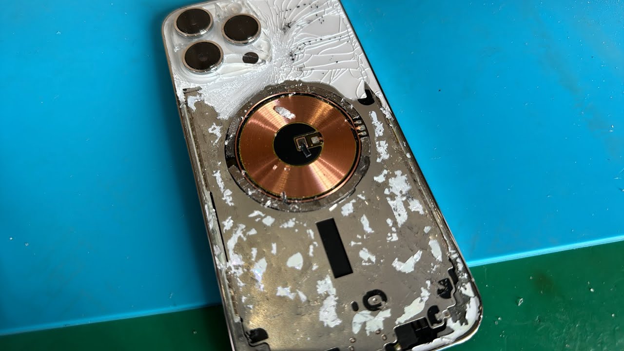 iPhone 14 Pro Max 背面バックパネルを1番簡単に素早くキレイに修理