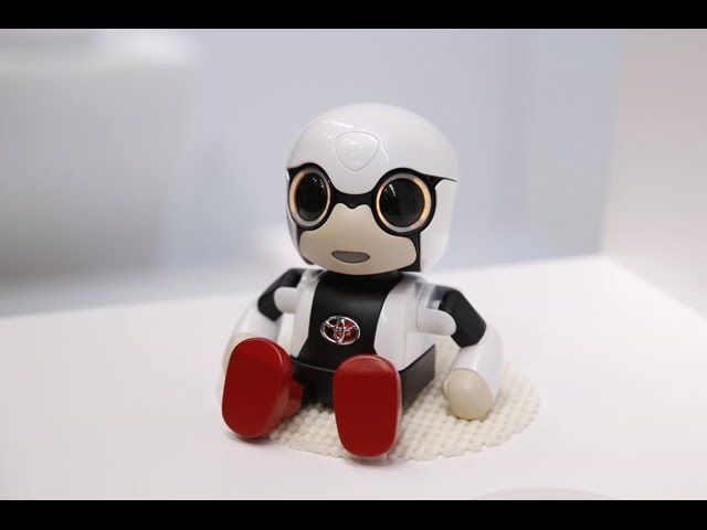 World premiere! Toyota's robot 