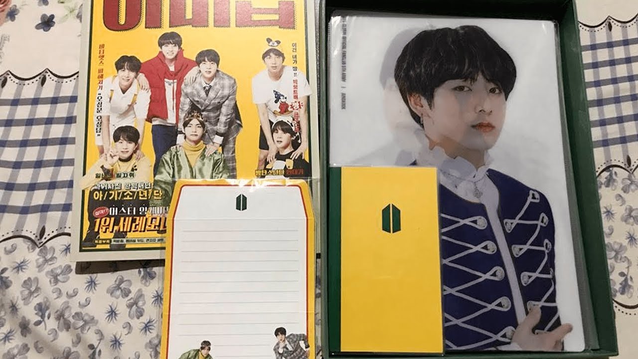 UNBOXING - BTS GLOBAL OFFICIAL FANCLUB 5TH ARMY KIT - YouTube