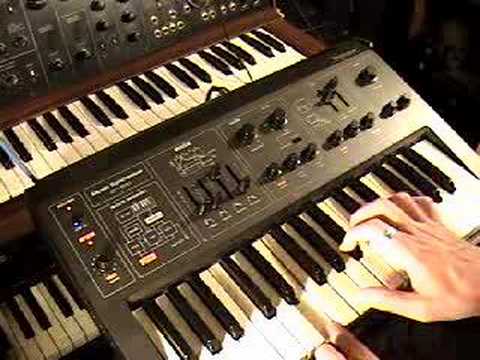 Technics SY-1010 Synthesizer Evans Nova 400 Tape Echo & YAMAHA CP