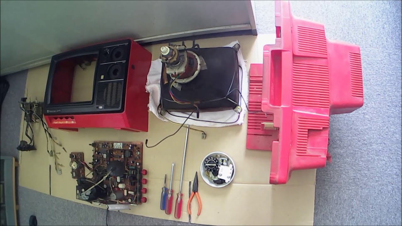 昭和レトロテレビで地デジを見よう1 - YouTube