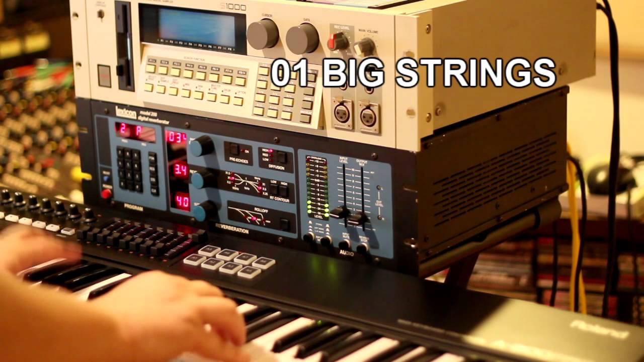 Akai S1000 - ROM waveforms and the four factory disks - YouTube