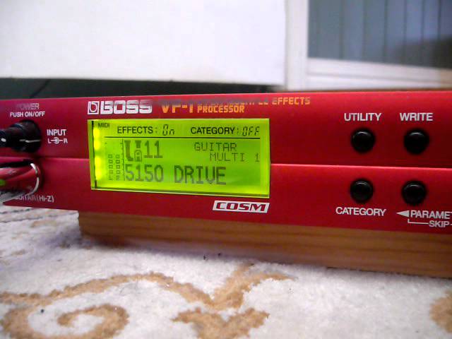 Boss VF-1 multi effects half-rack unit demo - YouTube