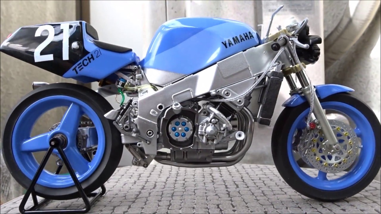 FUJIMI 1/12 YAMAHA YZF750 1987 TECH21 75% - YouTube