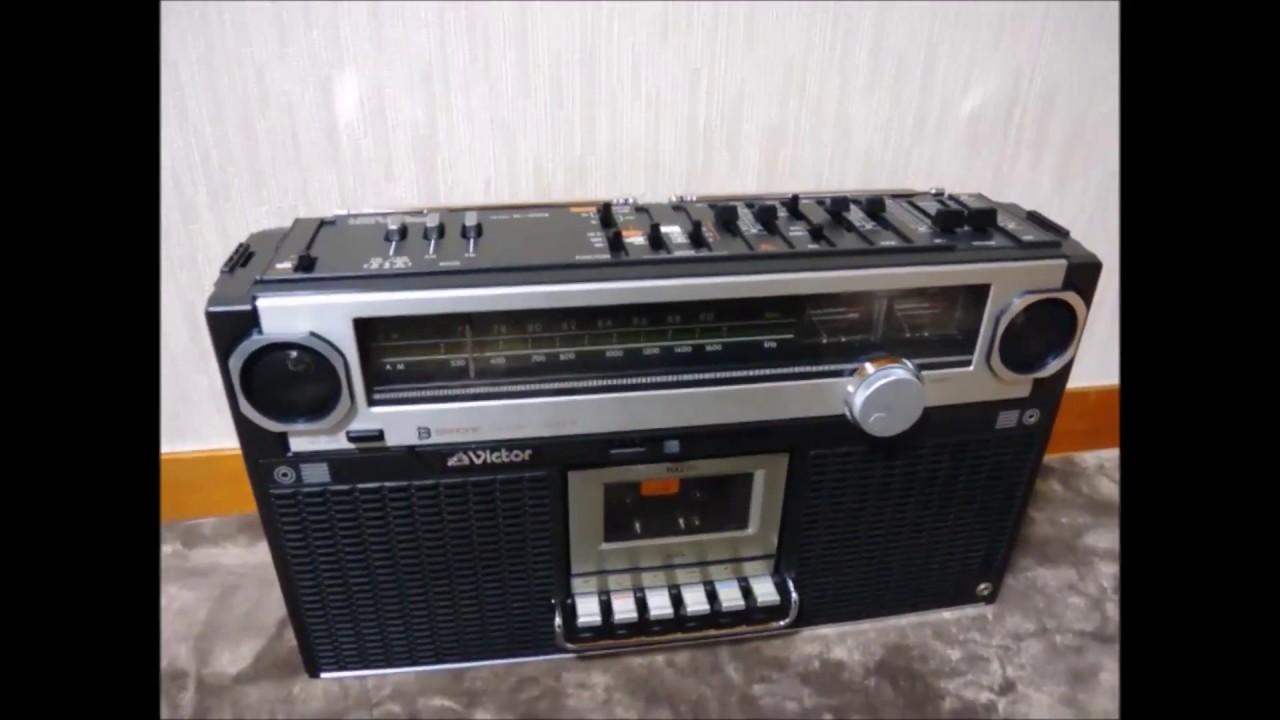 Victorラジカセの紹介・動作 【バイフォニックRC-828Ⅱ】 - YouTube