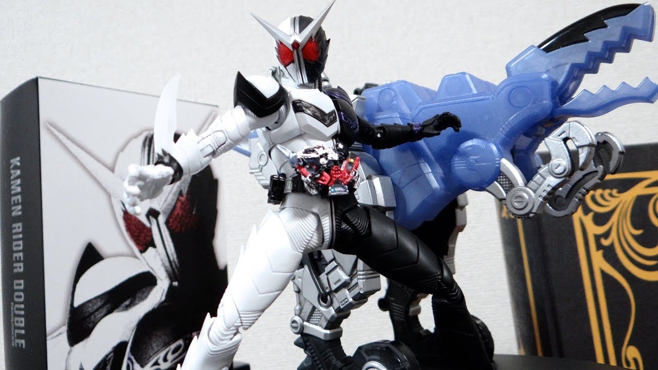 Shinkocchou S.H.Figuarts Kamen Rider W Fang Joker Review! Arm