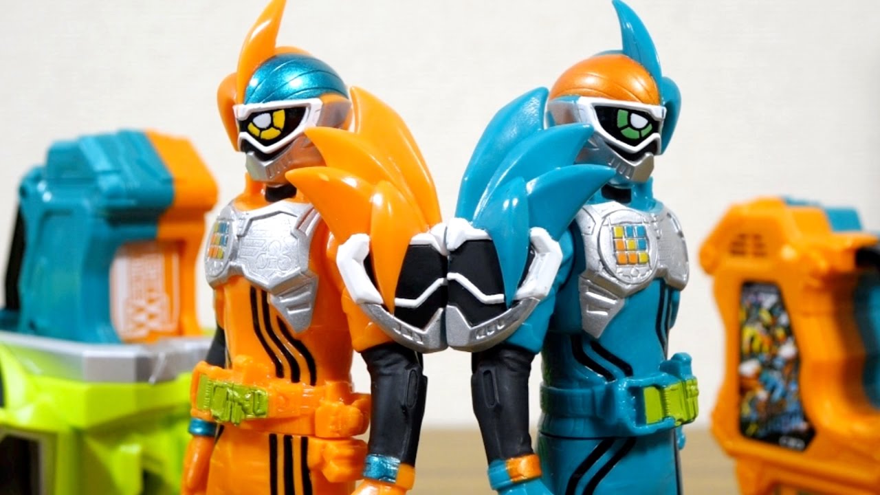 Ex-Aid's new form! Double Action Gamer Level XX L & Level XX R