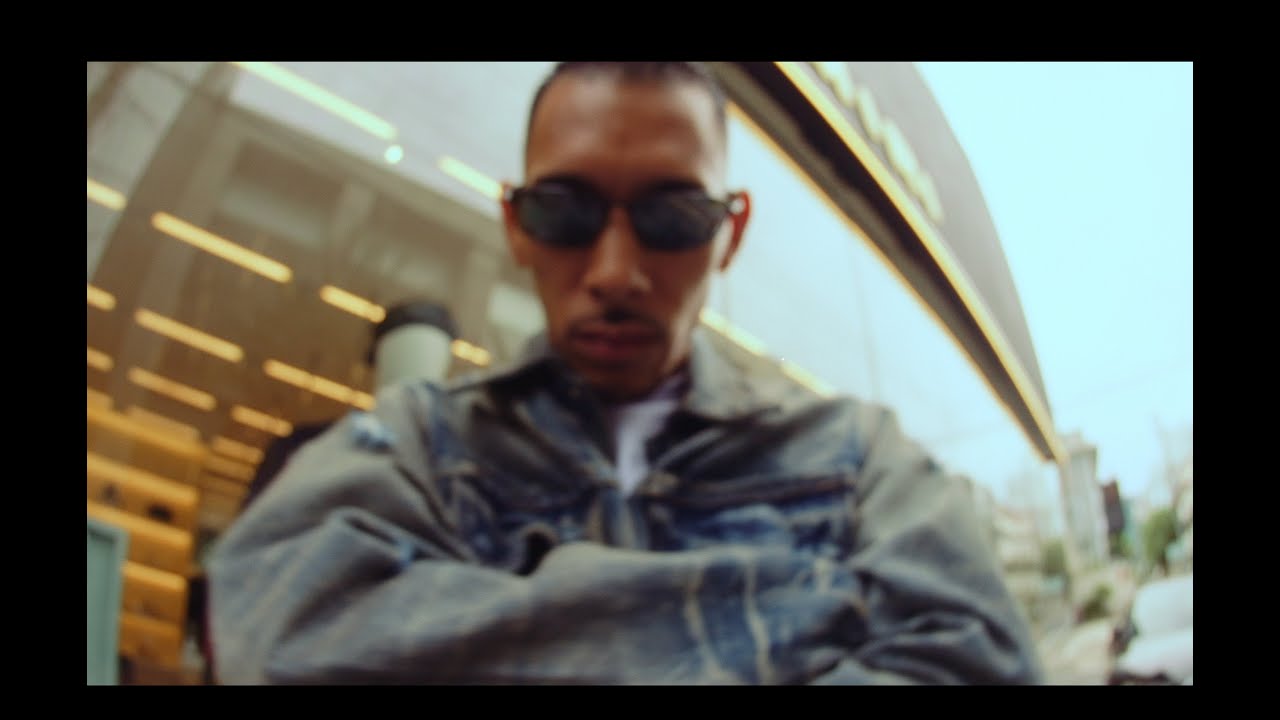 IO｜アルバム『four』アナログレコードが11月13日発売 - TOWER RECORDS