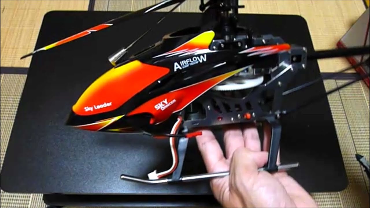 全長69cmラジコンヘリ ハイテック WLtoys V913 開封～フライト - YouTube