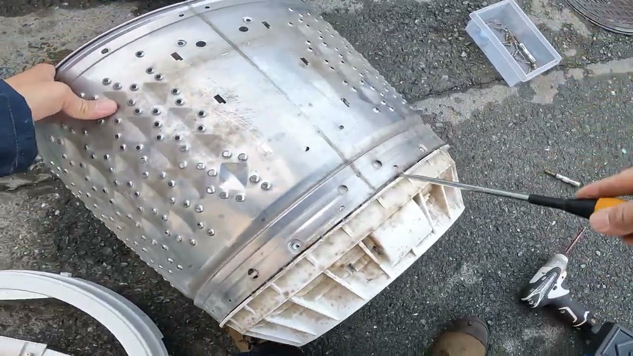 東芝 洗濯機 AW-5G5 分解と掃除【洗濯槽の外し方】 - YouTube