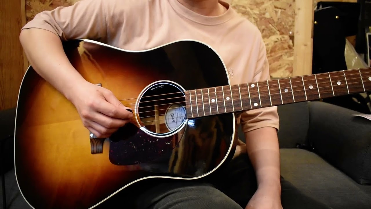 NEW/Gibson J-45 STANDARD@guitarshoptantan - YouTube