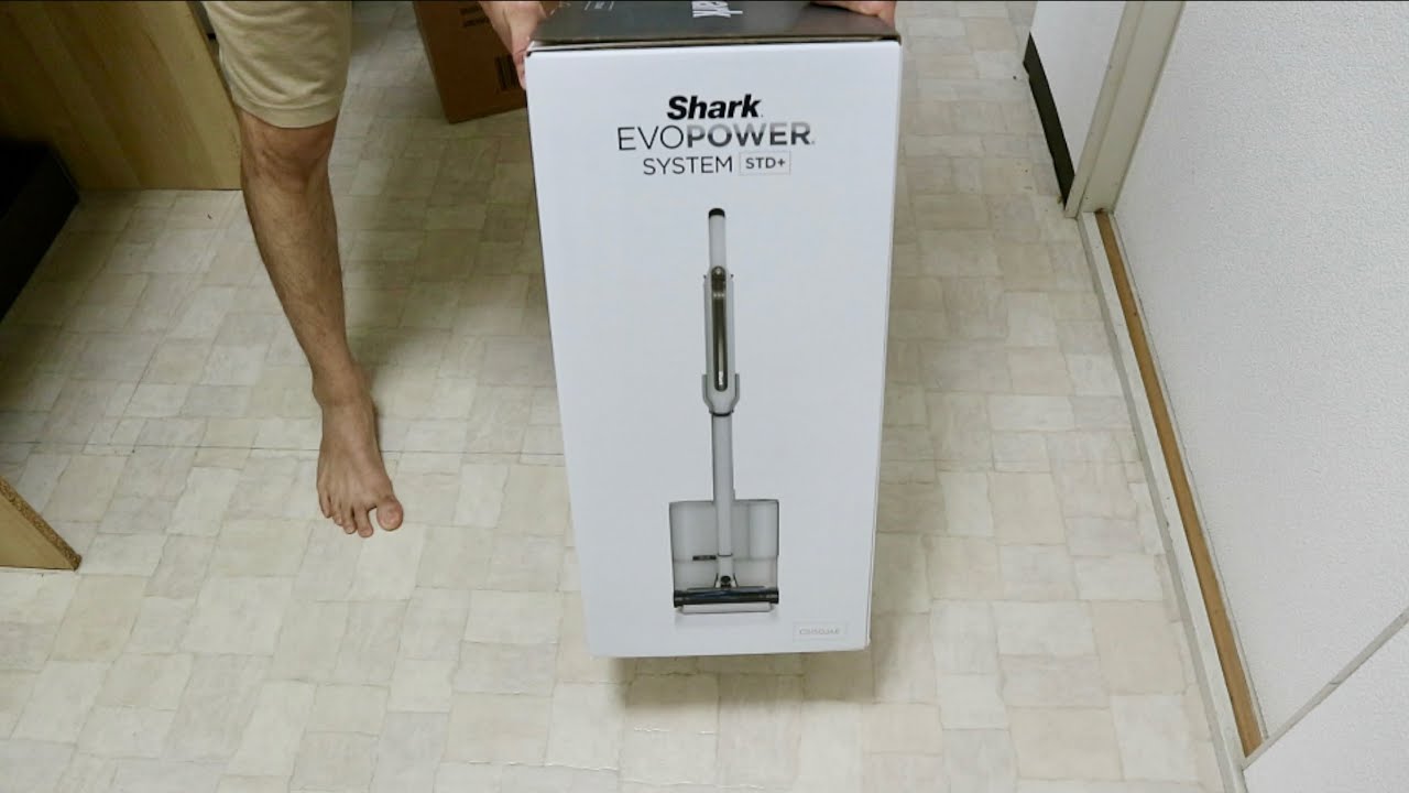 Unboxing The Powerful Shark Evopower System Std Cs150jae - YouTube