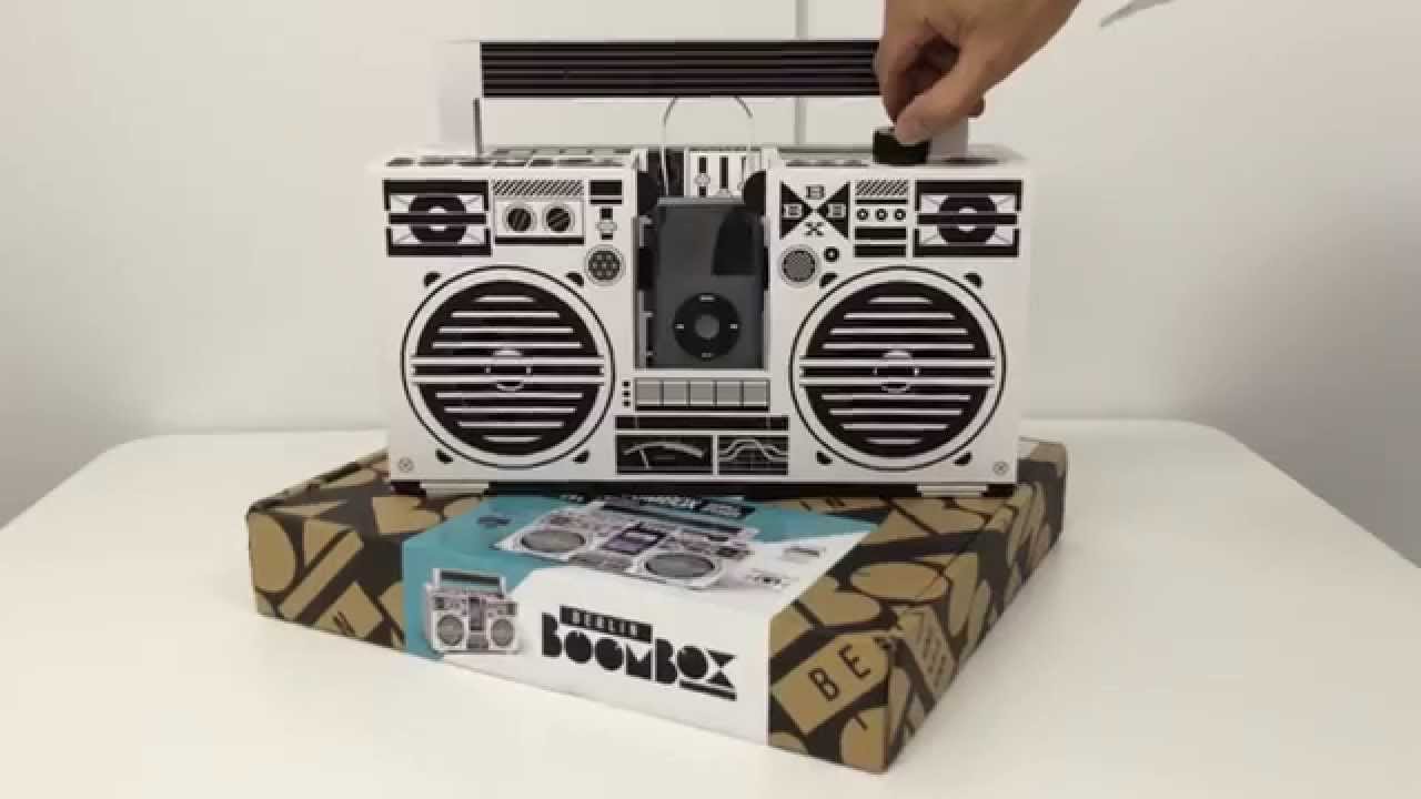 □【新入荷】オールドスクールなラジカセをモチーフにした組立式