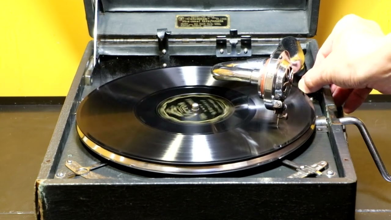 蓄音機 Columbia Model 203 音量調整機能付き(魔改造？) - YouTube