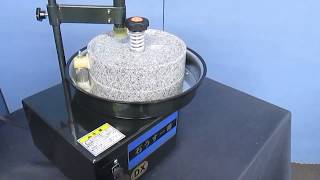 水田工業 電動石臼製粉機 石うす一番DX (ISHI-1) - YouTube