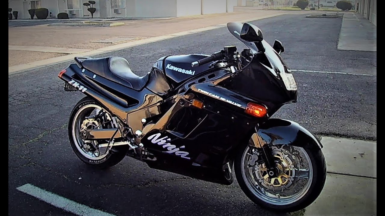 1992 Ninja ZX-11 Sweet Kawasaki. Listen to this motorcycle roar