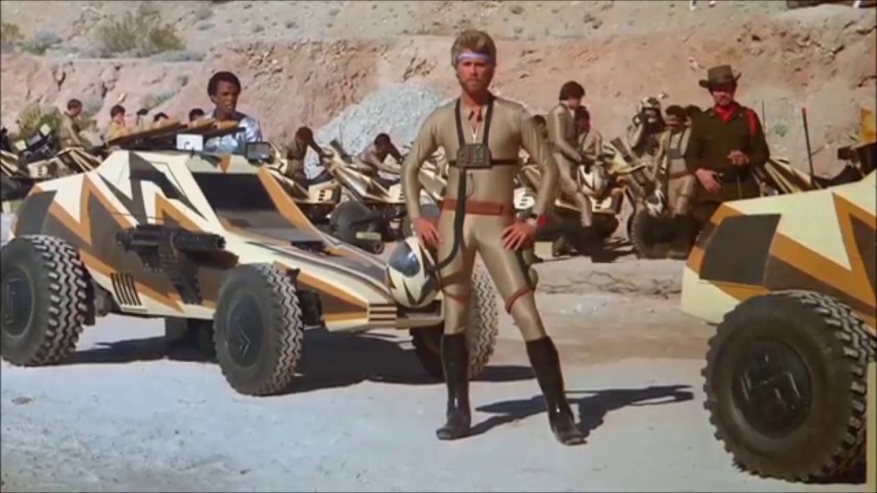 MAD】 メガフォースのテーマ - YouTube