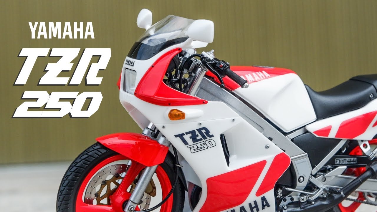 Yamaha TZR 250 [Hasegawa 1/12 Scale] Plastic Model Kit Unboxing