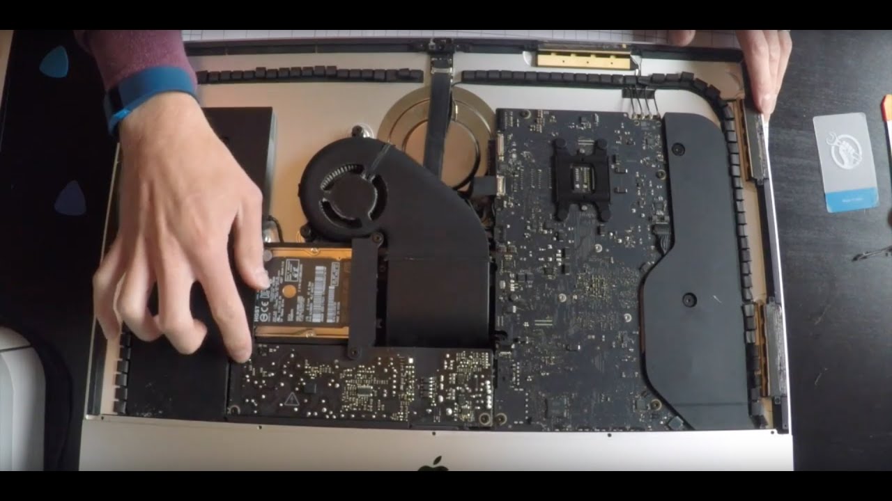 iMac Late 2013 21.5 SSD Upgrade - YouTube