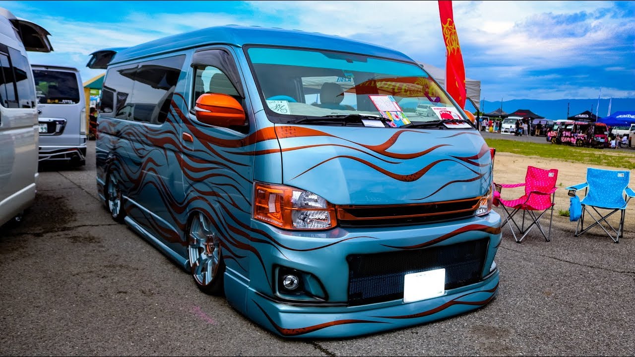 HD)TOYOTA 200 HIACE VIPSTYLE custom 200系ハイエース VIPワゴン