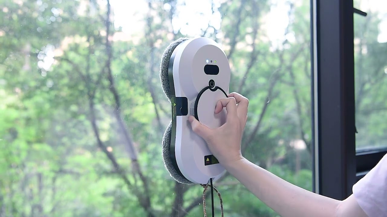 全自動窓拭きロボットで面倒な窓掃除にさよなら。隅々まで徹底清掃！水