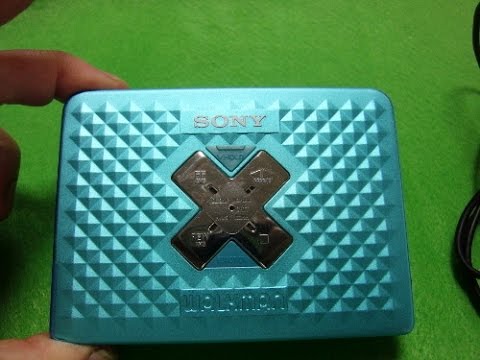 SONY カセットウォークマン WM-EX655（紹介編） - YouTube
