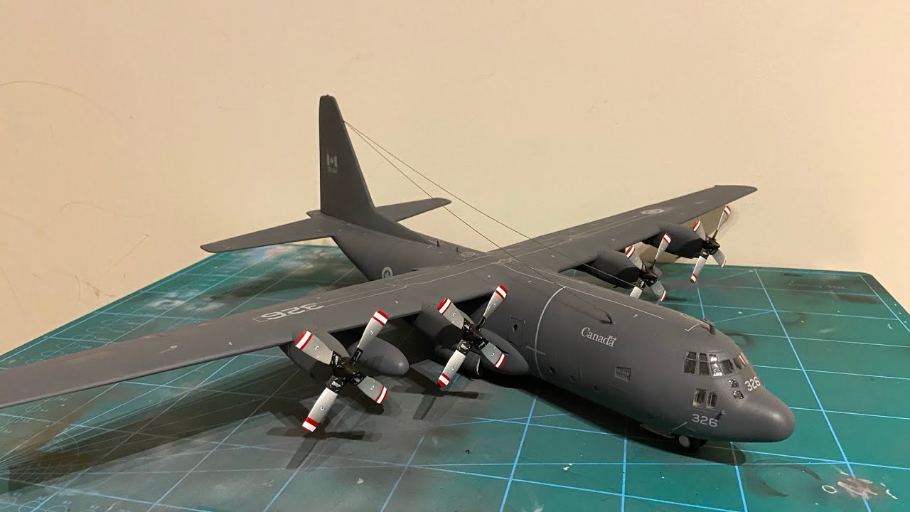 1/72 Italeri c-130E/H Hercules (Canadian C-130) - YouTube